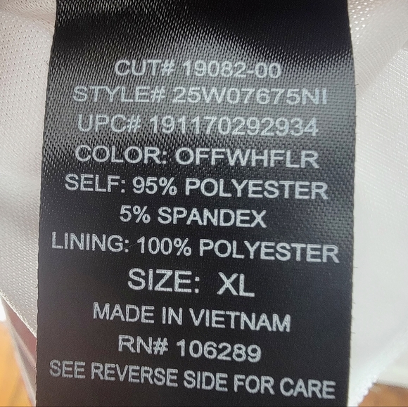 4/$20 Three Pink Hearts Sleeveless White And Pink Floral Print Maxi Dress - Picture 4 of 7